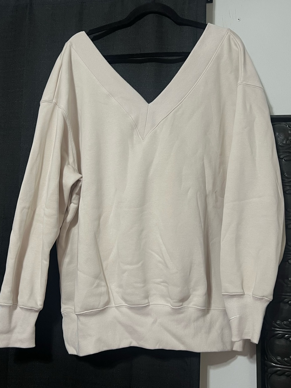 Nike Women's V-Neck Sweater in Cream